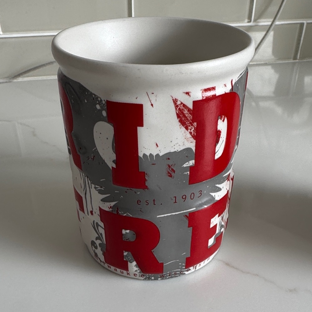 Harley-Davidson Black and Red Graphic Mug Bundle - Picture 3 of 6